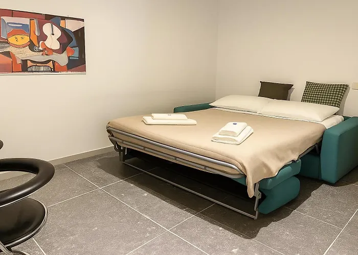 Massi Vatican House Rome