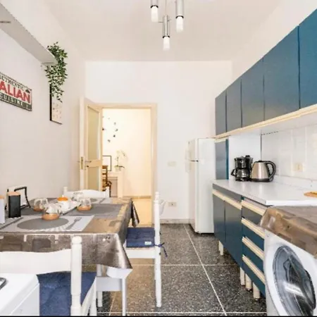 Massi Vatican House *